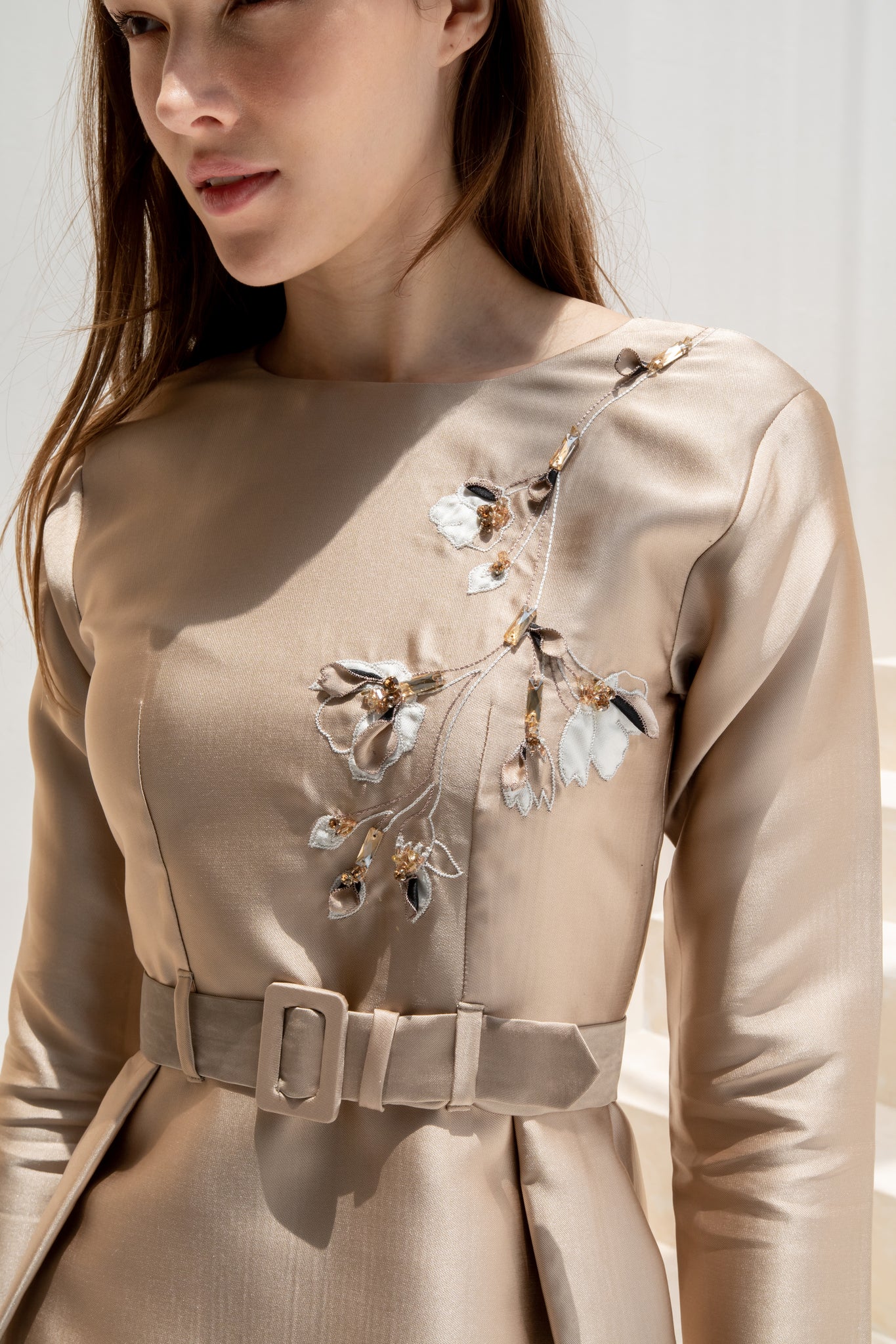 LOOK 01