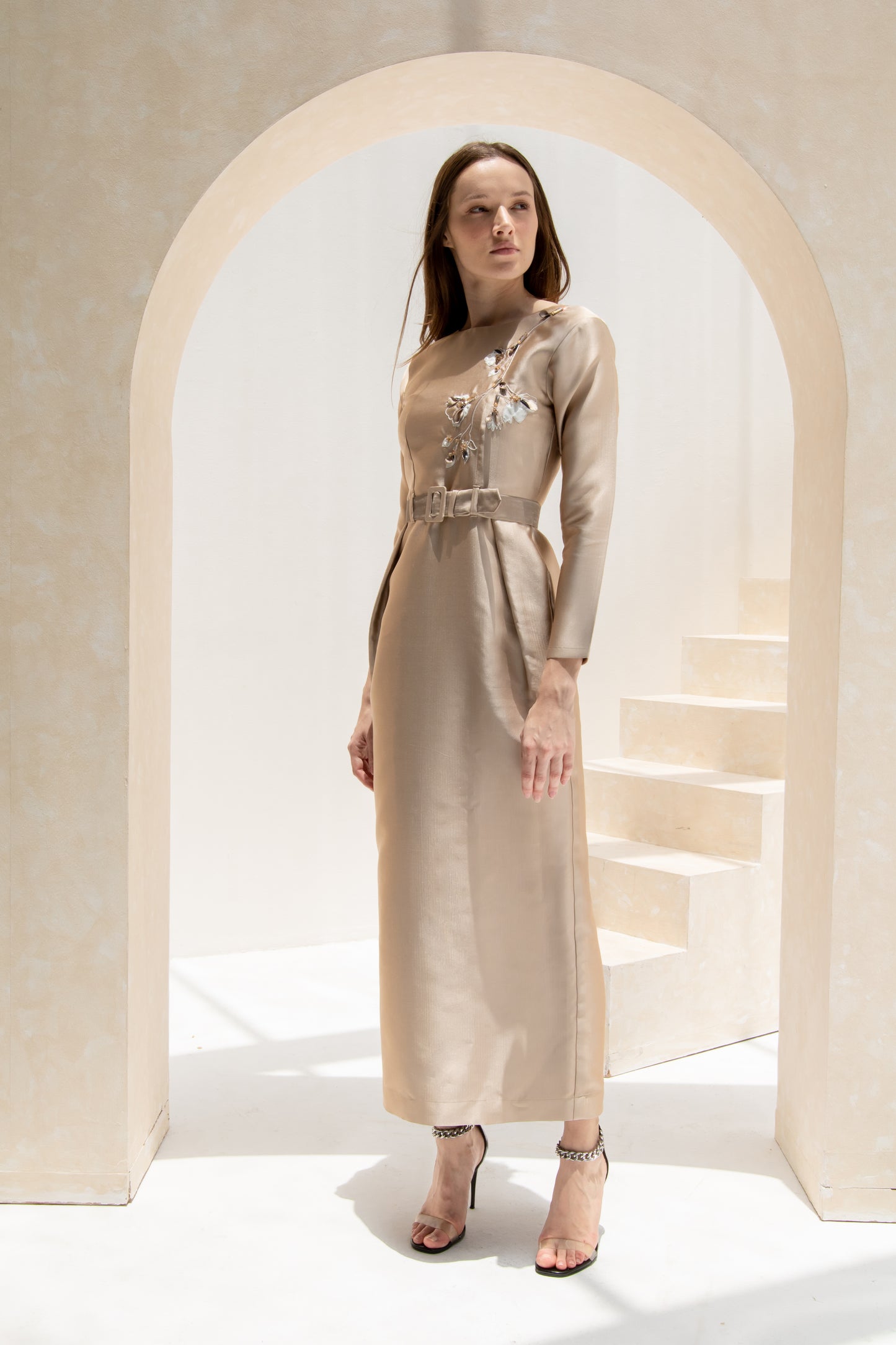 LOOK 01